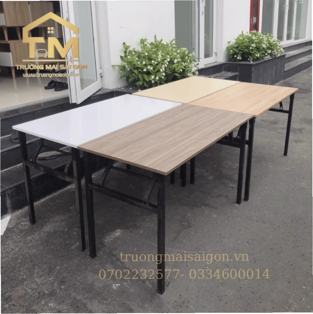 Bàn làm việc chân sắt có thể gấp gọn tiện lợi