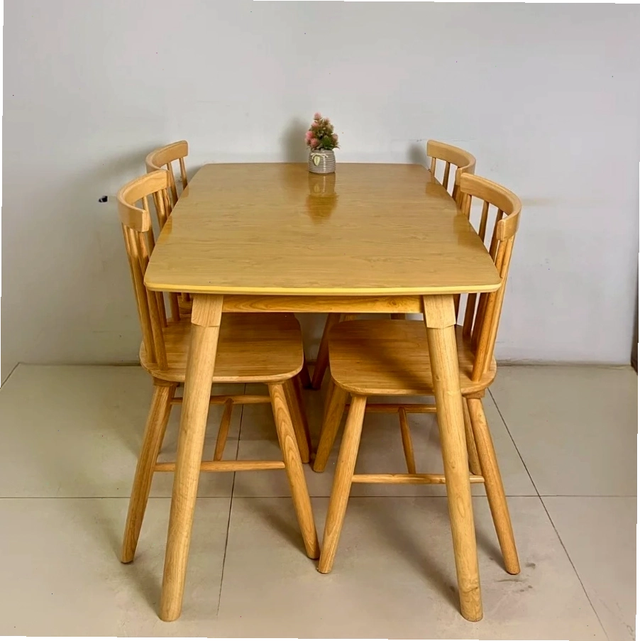 Bộ bàn ăn 4 ghế gỗ nhỏ gọn, thiết kế hiện đại phù hợp không gian tiết kiệm diện tích