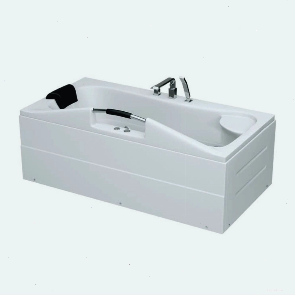 Bồn tắm chân yếm Caesar MT3370L(R) 1m7 với thiết kế thanh lịch