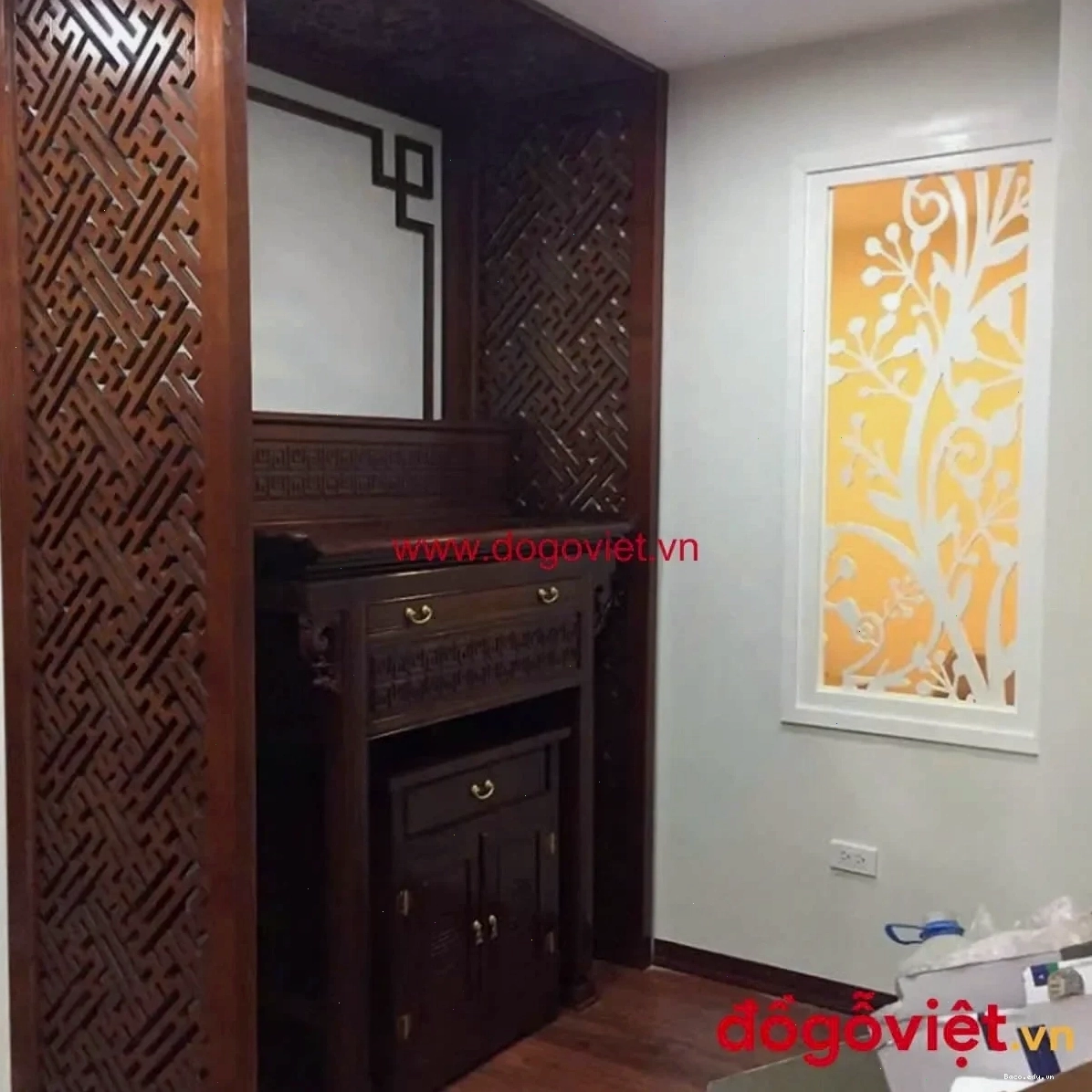 Các mẫu vách ngăn bàn thờ đẹp, mang lại sự bình yên