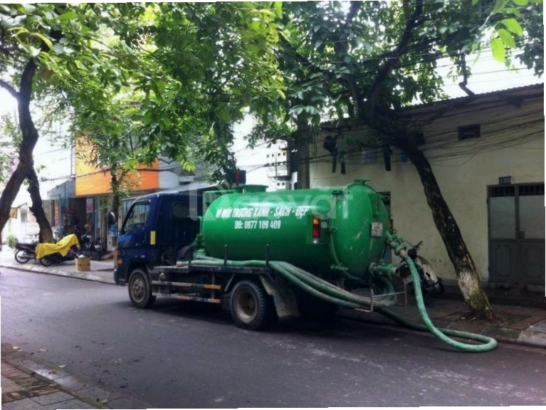 Dịch vụ hút hầm cầu tại Hoàng Long
