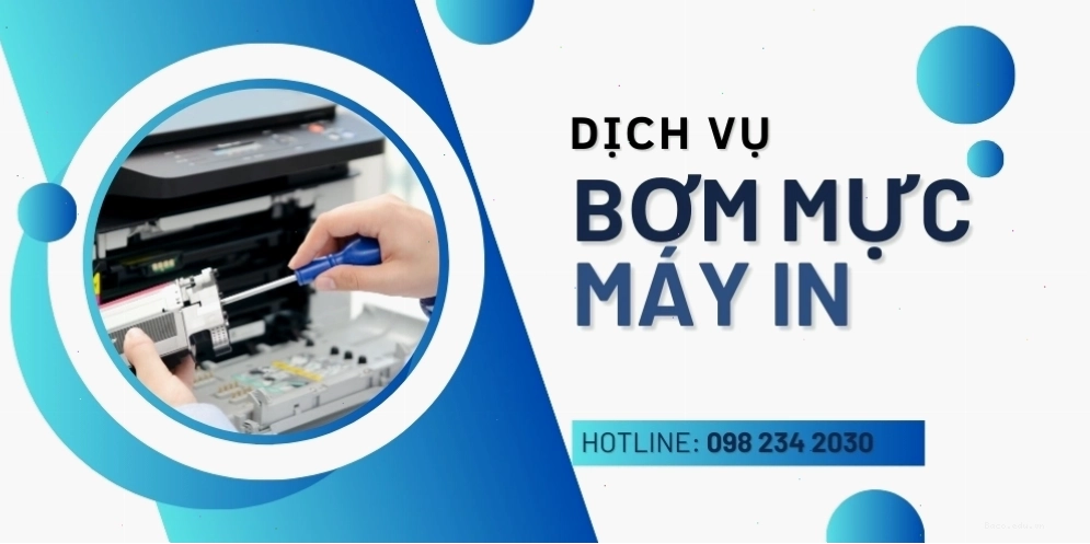 Đội ngũ kỹ thuật viên chuyên nghiệp đang hỗ trợ bơm mực máy in tại nhà
