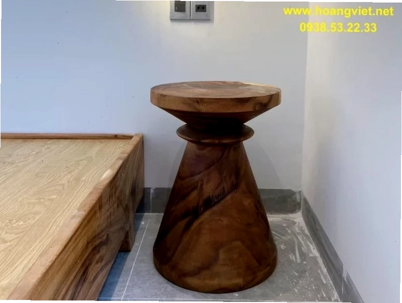 Đôn table đầu giường, tiện dụng và thẩm mỹ