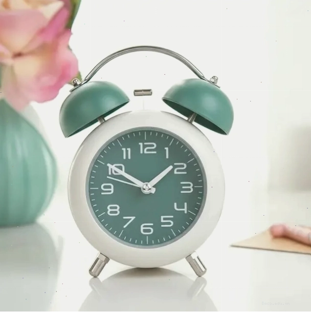 Đồng hồ báo thức hai chuông kiểu cổ điển