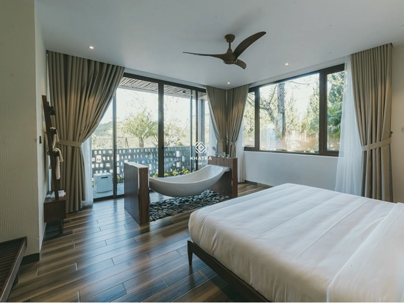 Gạch gỗ Walnut lát nền khách sạn Zen Valley