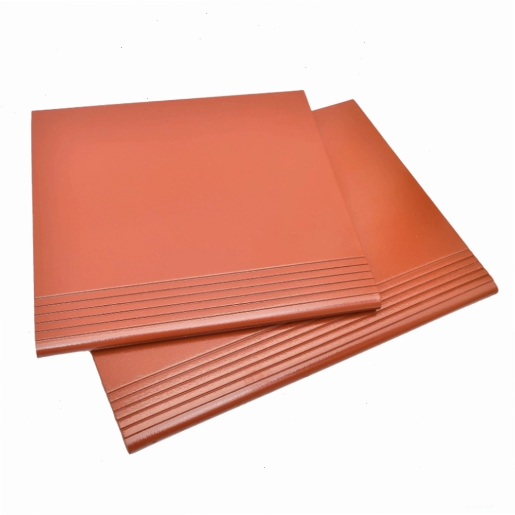 Gạch lát sân 30x30 bậc thềm cotto tráng men đỏ