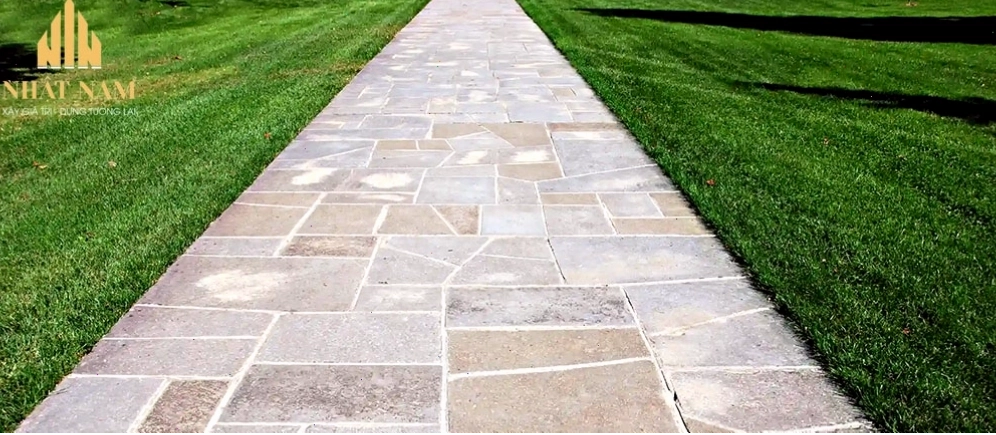 Gạch lát sân vườn vân xi măng đẹp