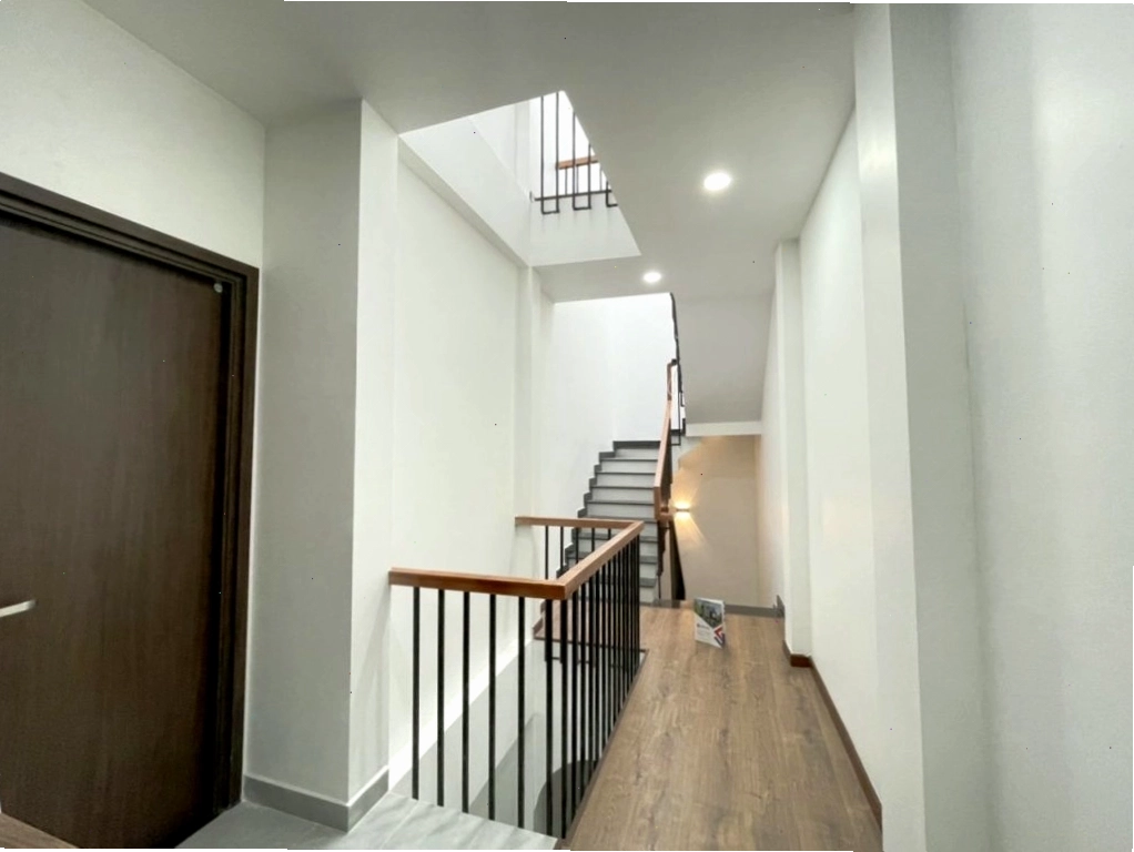 Giếng trời bắt ánh sáng và thông thoáng khí