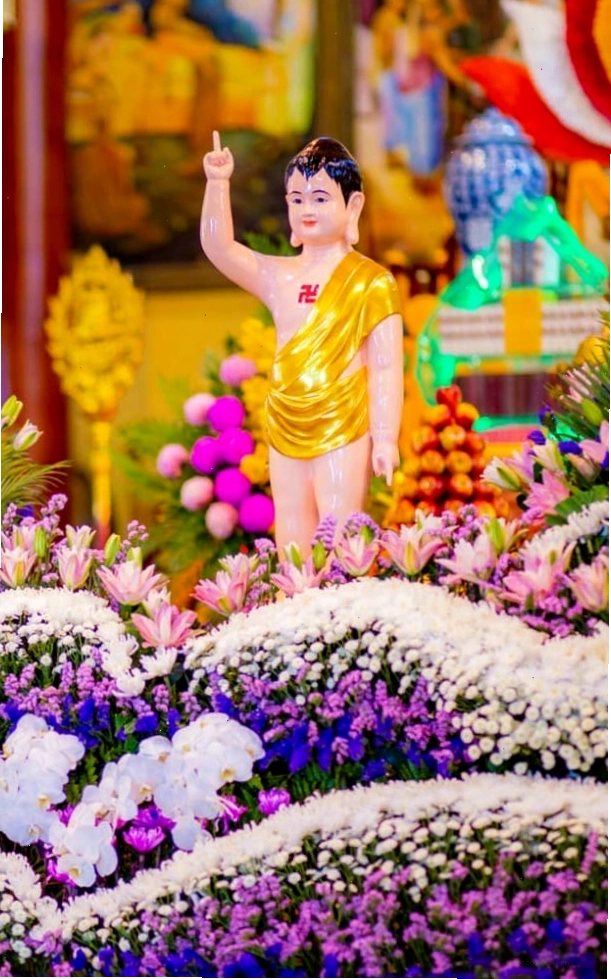 Hoa cúng lễ Phật Đản nên chọn loại nào đẹp và ý nghĩa?