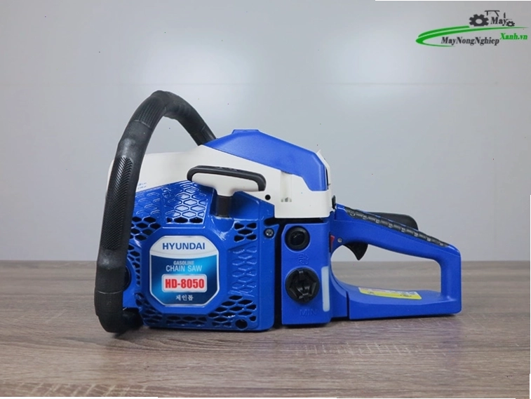 Hông máy Máy cưa xích 52cc HYUNDAI HD-8050 3HP