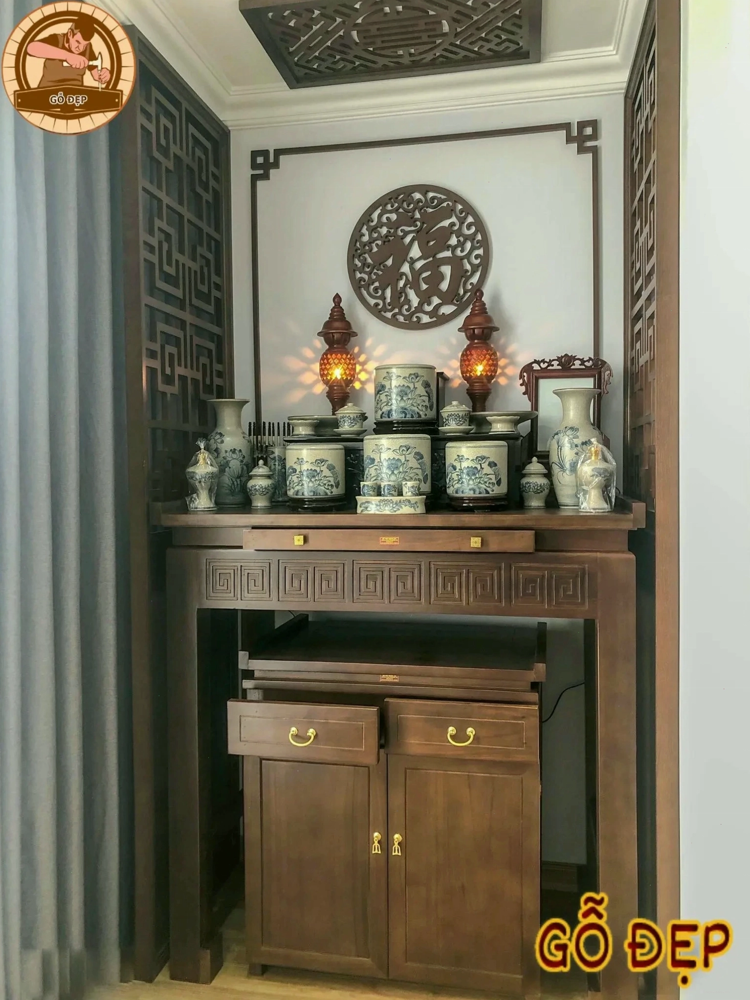 Hướng đặt bàn thờ là yếu tố tâm linh quan trọng, cần lựa chọn kỹ lưỡng