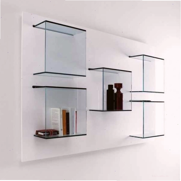 Kệ sách treo tường bằng kính kết hợp khung sắt, tạo vẻ đẹp hiện đại và thanh thoát