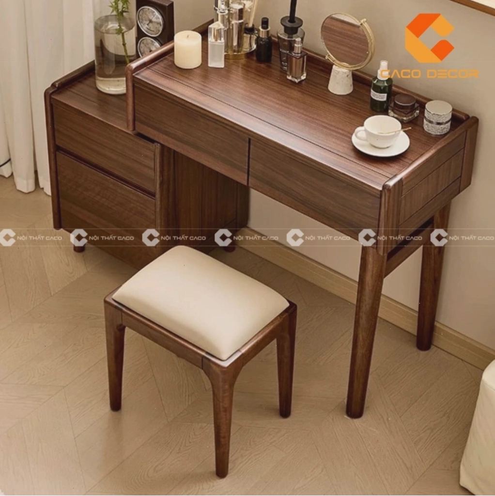 Kiểm tra chất lượng bàn trang điểm gỗ óc chó trước khi giao