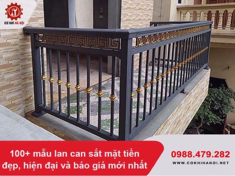 Lan can sắt mặt tiền kết hợp nan dọc hiện đại