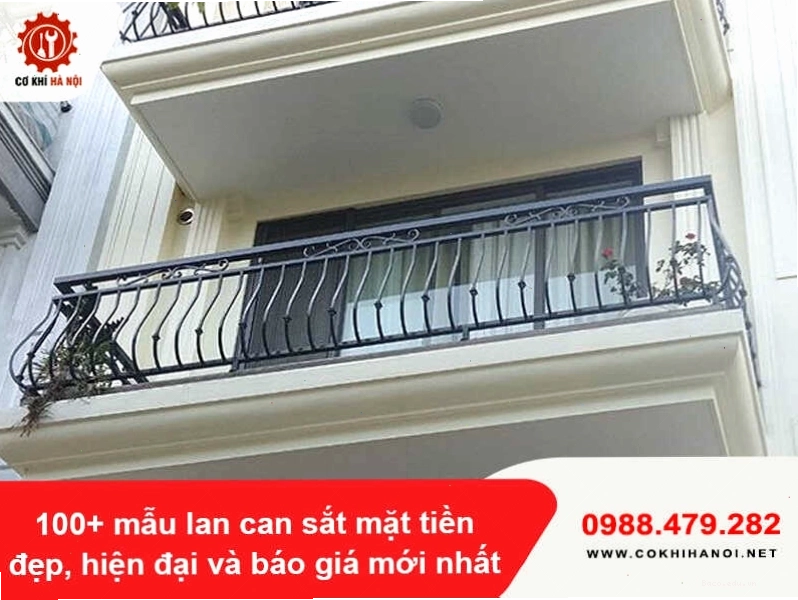 Lan can sắt mặt tiền với nan dọc tạo cảm giác cao ráo