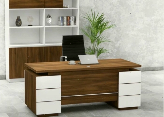 Mẫu bàn cho giám đốc kiểu truyền thống hợp với các lãnh đạo cấp cao