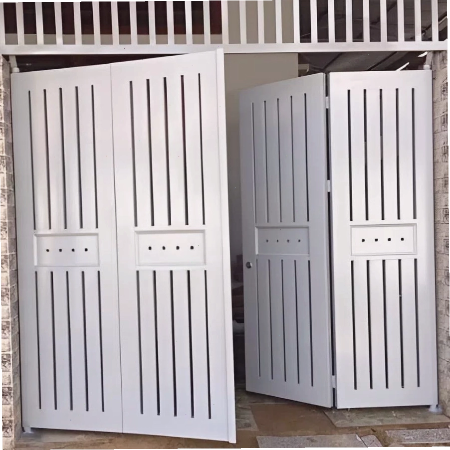 Mẫu cửa cổng sắt hộp 4 cánh đẹp mắt, đảm bảo an toàn