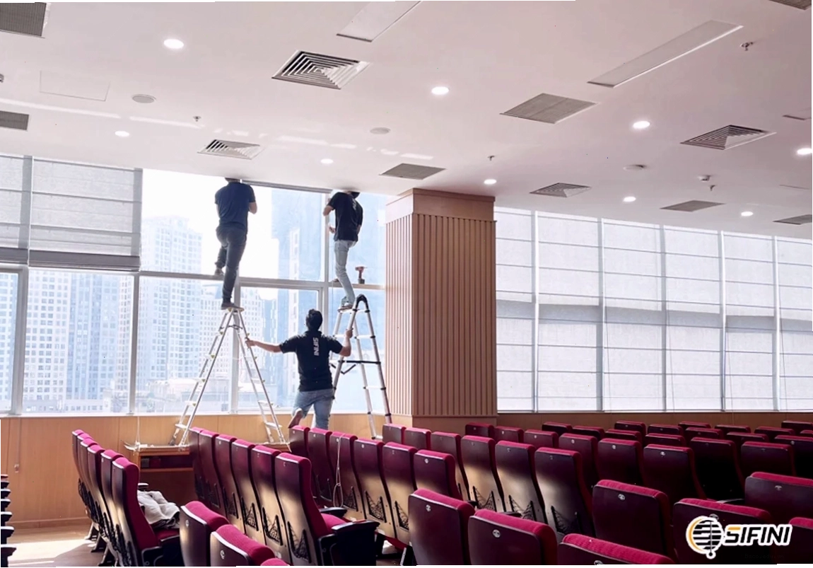Mẫu rèm Roman đẹp cho phòng khách