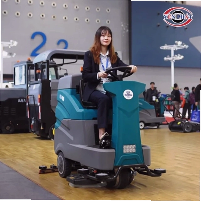Máy chà sàn liên hợp nhà xưởng giúp tạo ấn tượng chuyên nghiệp với khách hàng