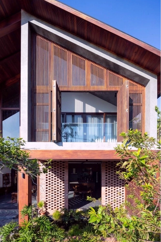 Nhà gỗ thành thị với lối kiến trúc độc đáo