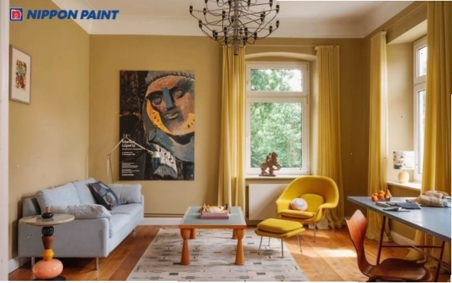 Phòng khách sơn vàng nâu kết hợp sofa gỗ tạo không gian ấm áp và sang trọng