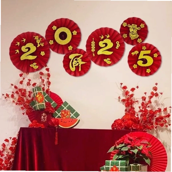 Quạt giấy chữ thư pháp trang trí tết