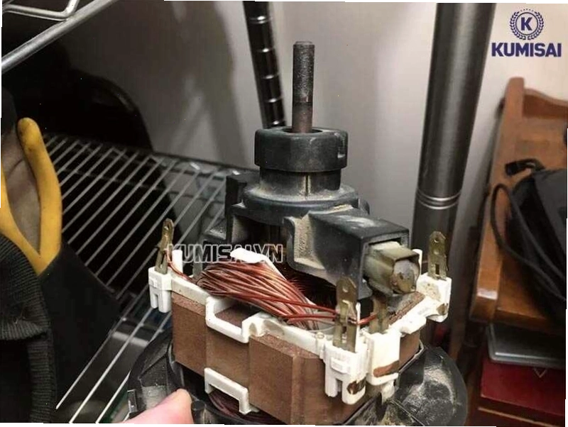 Rơ le nhiệt máy hút bụi bị hỏng