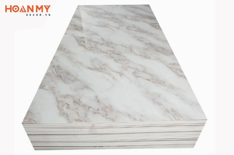 Tấm Nhựa PVC Giả Đá: Lựa Chọn Tối Ưu Cho Không Gian Sống Hiện Đại