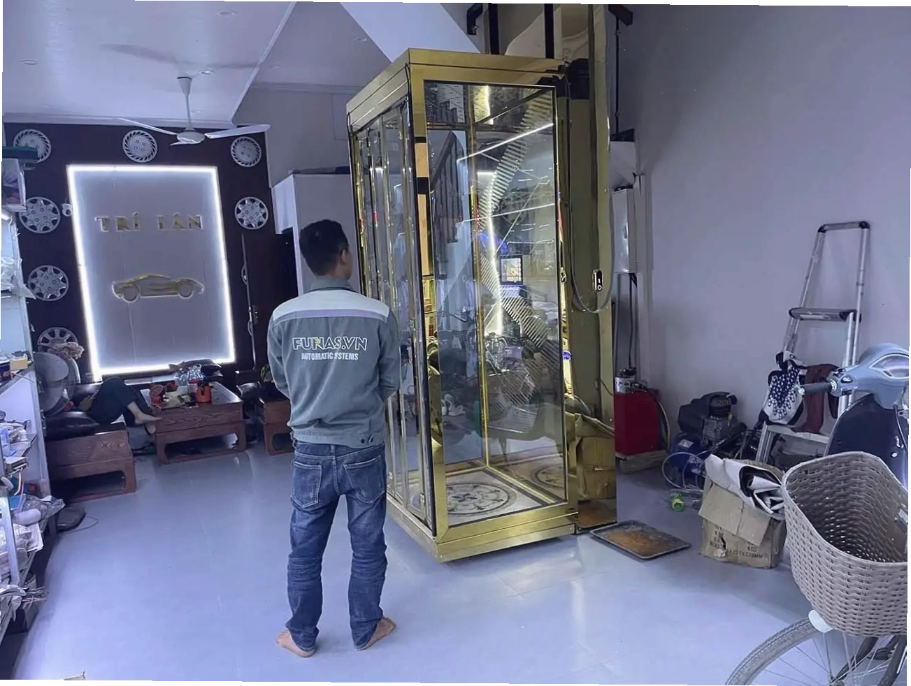 Thang máy gia đình 200kg thiết kế gọn gàng, phù hợp với không gian nhỏ