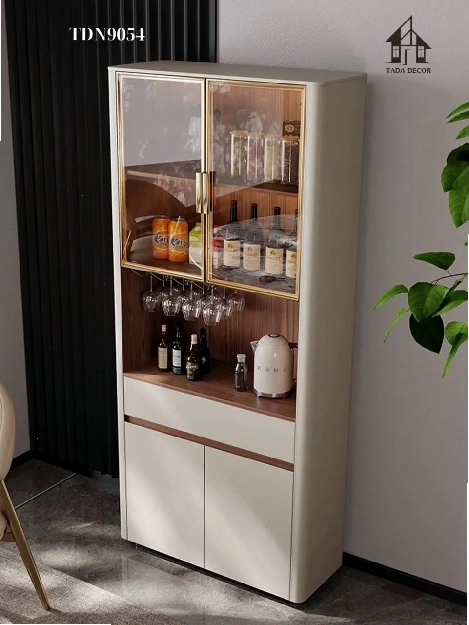 Tủ đựng rượu TDN9054 với thiết kế hiện đại, tối ưu hóa không gian lưu trữ và bảo quản rượu.