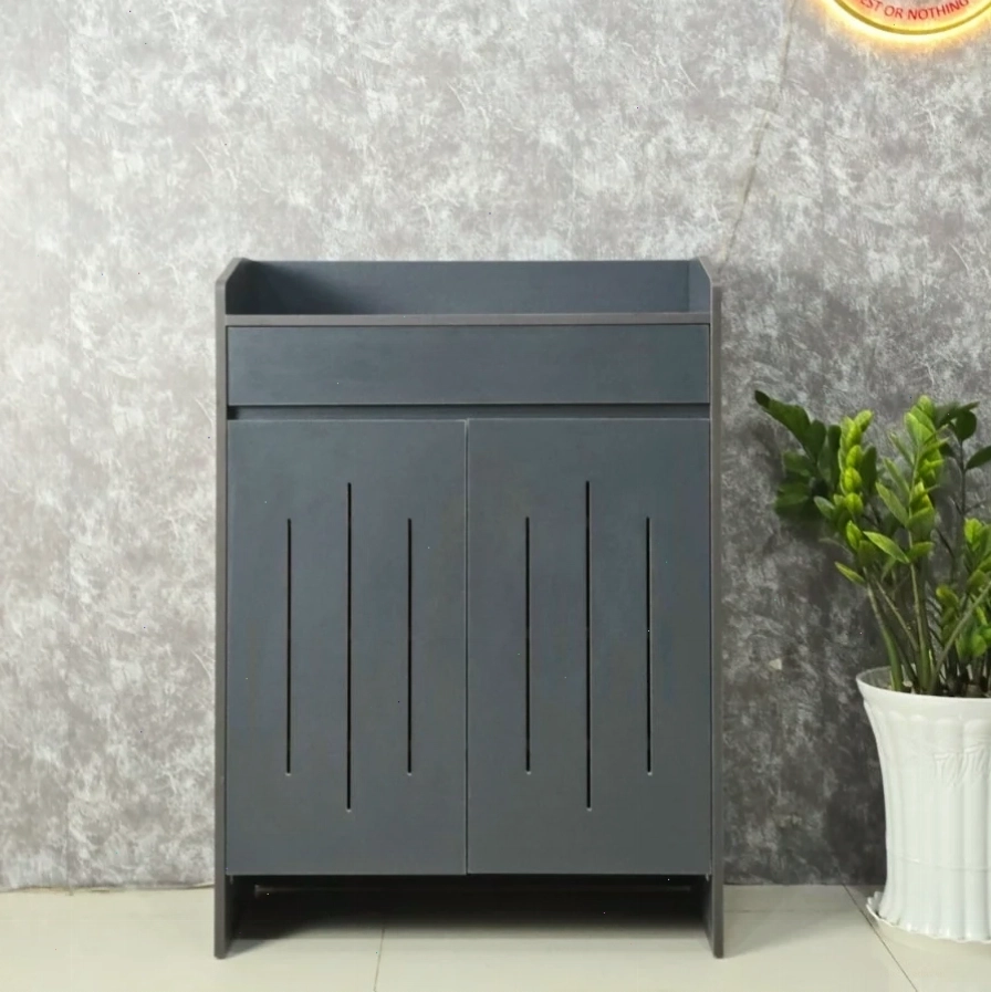 Tủ giày gỗ công nghiệp 2 cánh màu xám, kiểu dáng giá rẻ, phù hợp nhiều gia đình