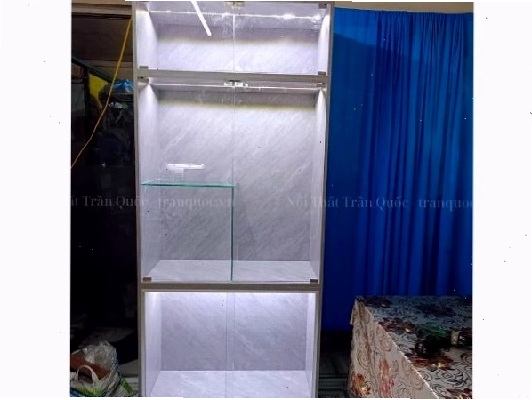 Tủ kính trưng bày mô hình SP21773