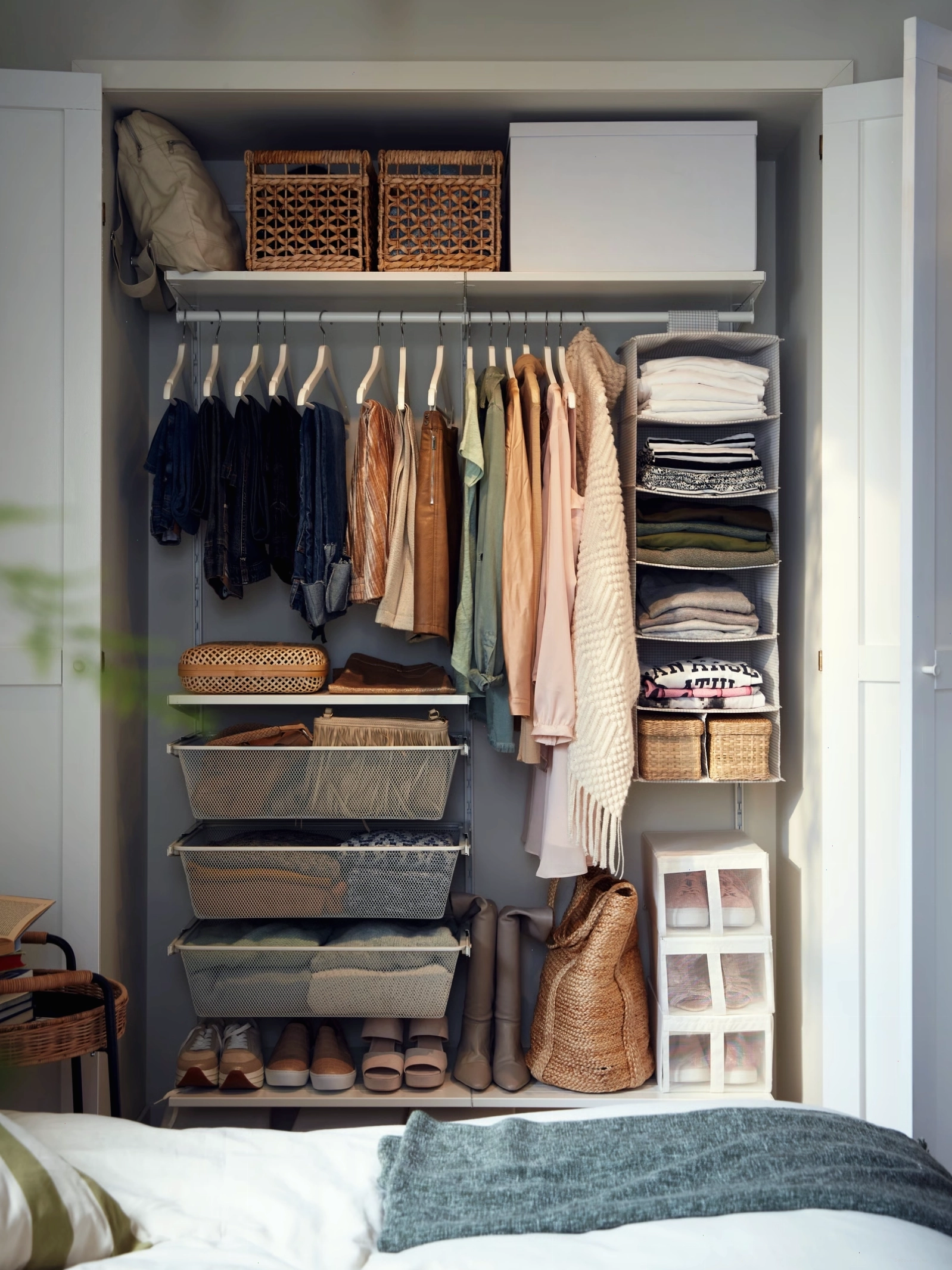 Tủ quần áo BOAXEL của IKEA