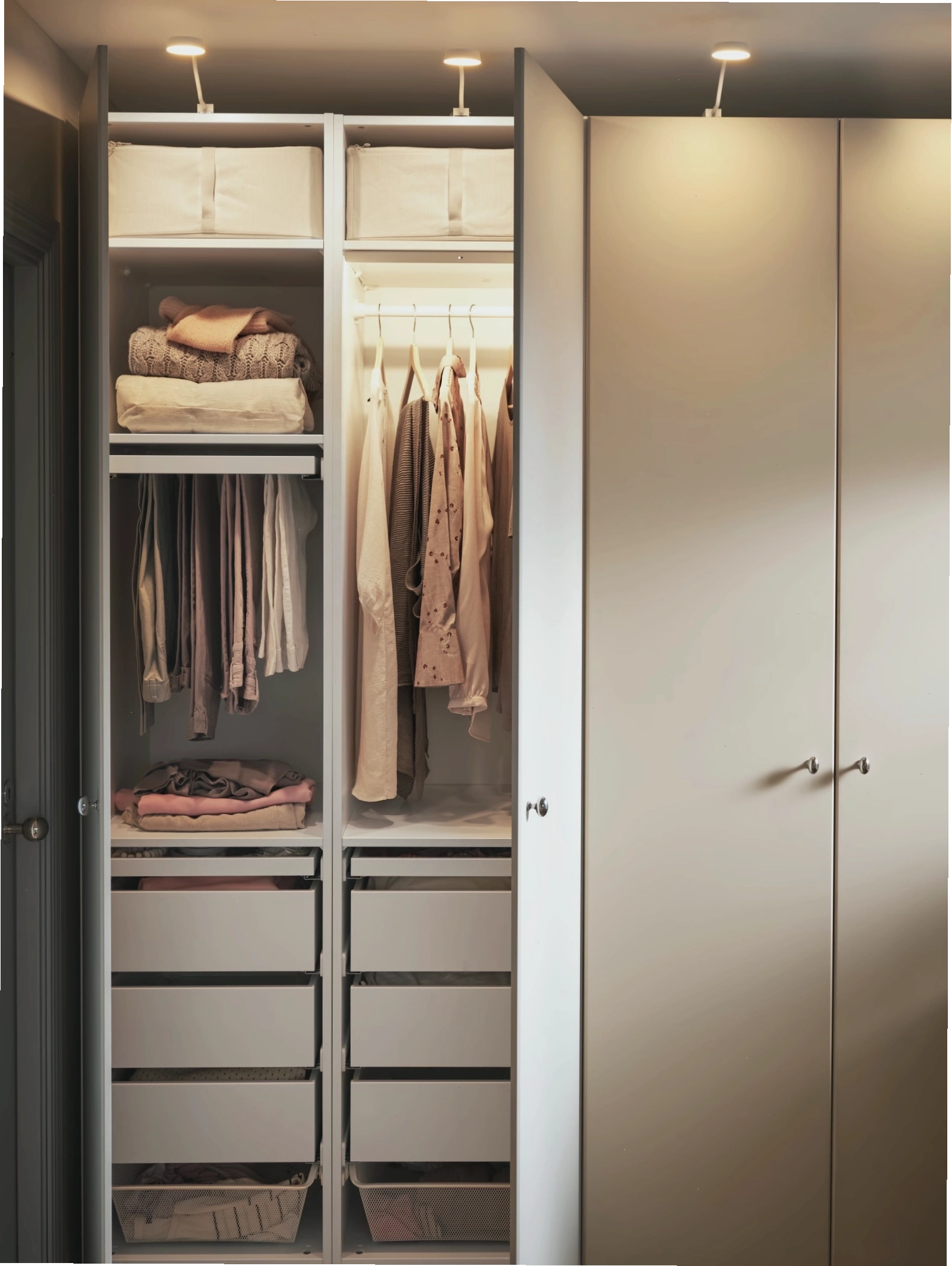 Tủ quần áo PAX/REINSVOLL của IKEA