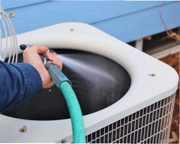 Vệ sinh dàn nóng kỹ lưỡng sẽ giúp máy lạnh hoạt động hiệu quả hơn