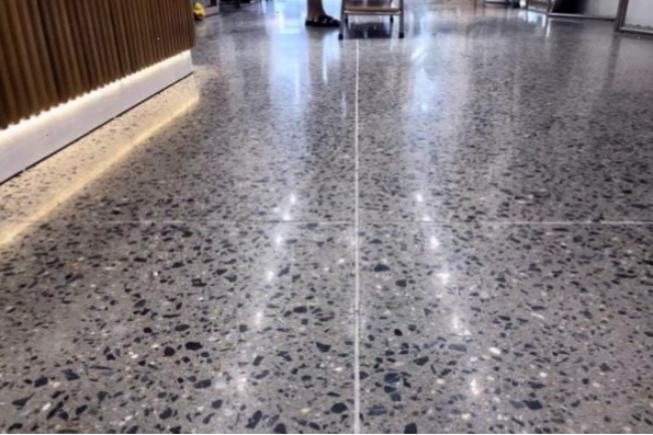 Xoa nền bê tông trang trí nghệ thuật